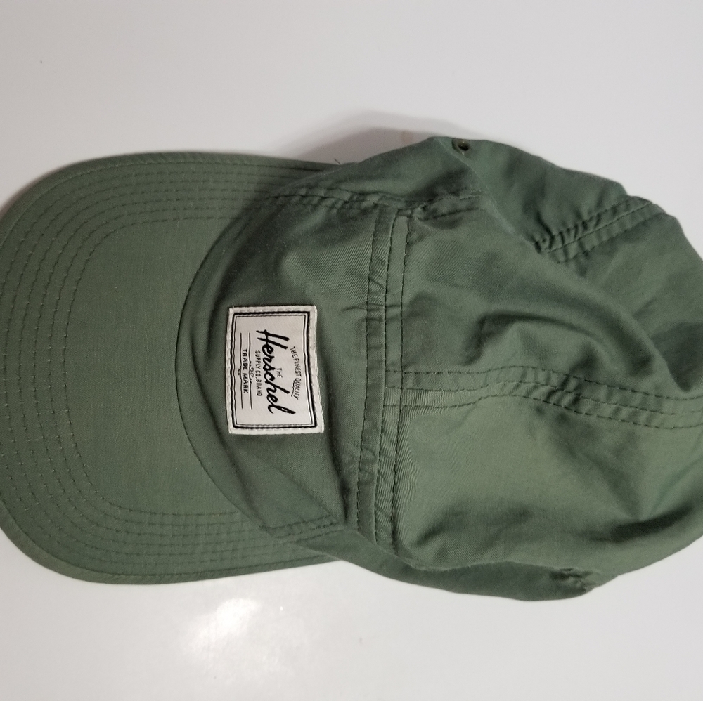 Herschel 7 panel hat